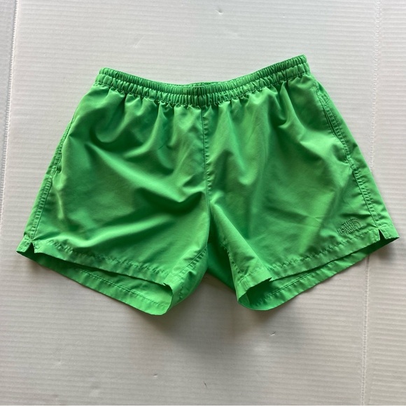 The North Face Women Shorts Medium Size Green color - Picture 1 of 12